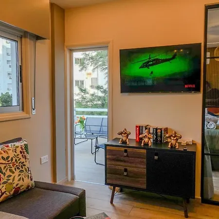 Apartment Boutique & Brand New Prime Location Park &